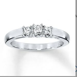 1/4 Carat 3 stone Diamond Ring